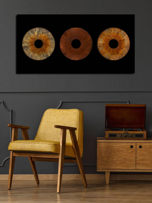 3-persoons Irisfoto op museumglas – handmatig bewerkt door IrisArtwork